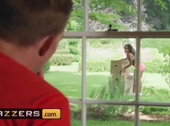 Brazzers - Dark Neighbor Kiki Minaj Loves Butt Fucking