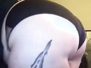 Beautiful Plump Girl Shaking Huge Butt